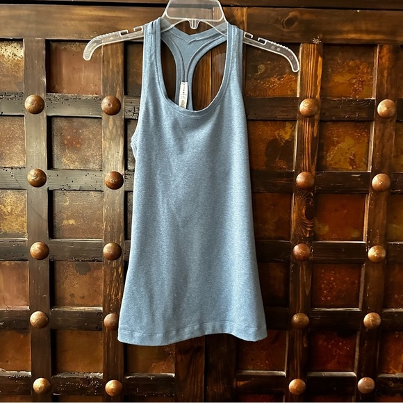 Lululemon Sz 4 Cool Racerback Tank Nulu Blue - Picture 7 of 7